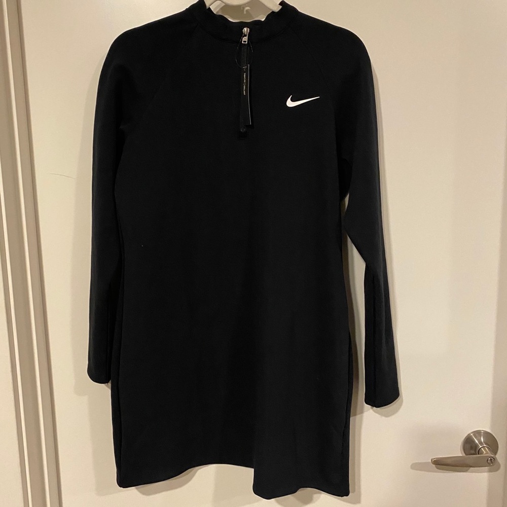 Nike XL Coolant Tight Fit Dress